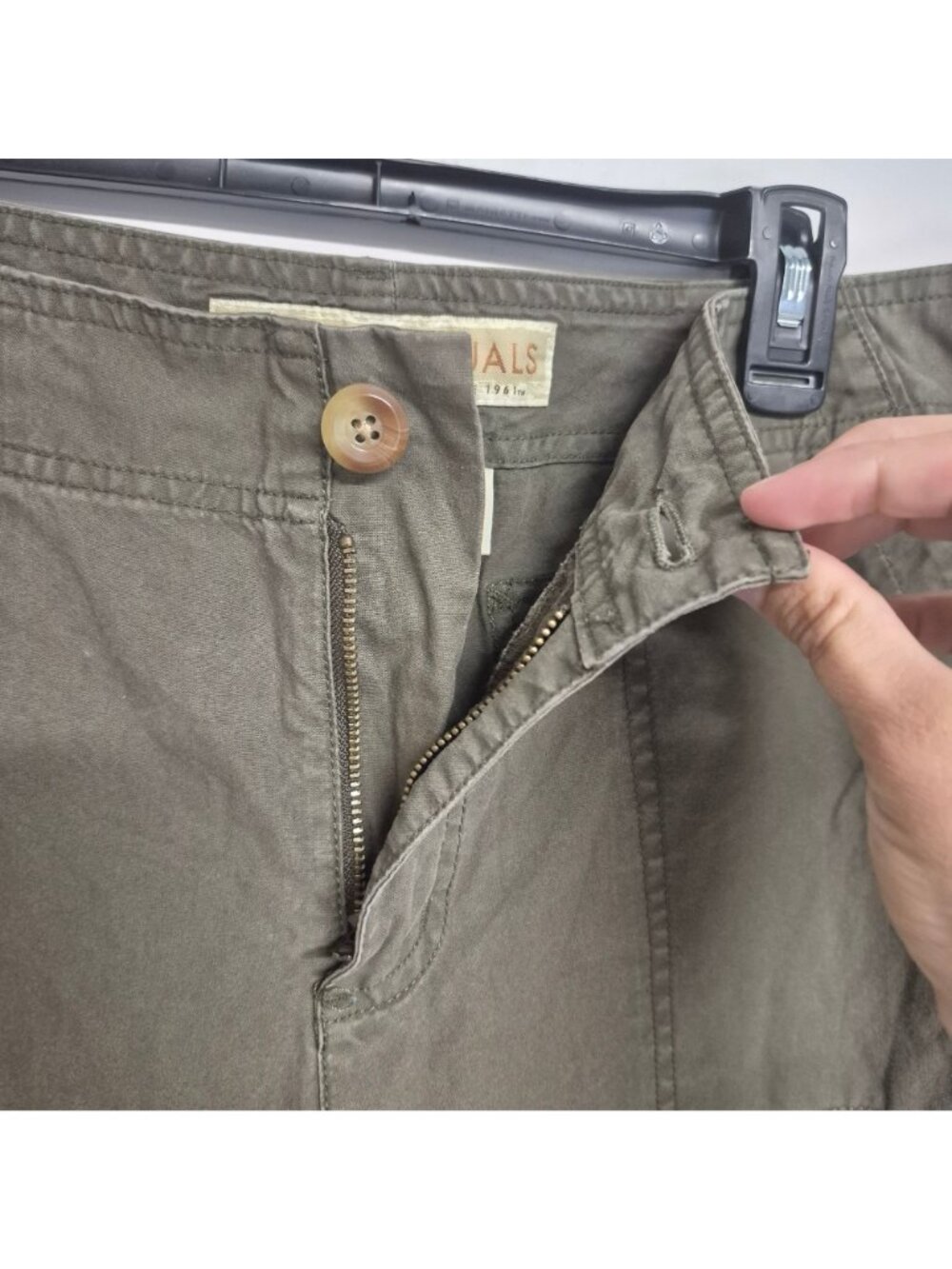 Cabelas Casuals Womens Olive Green Cargo Pants Size 14 Regular - Picture 4 of 8